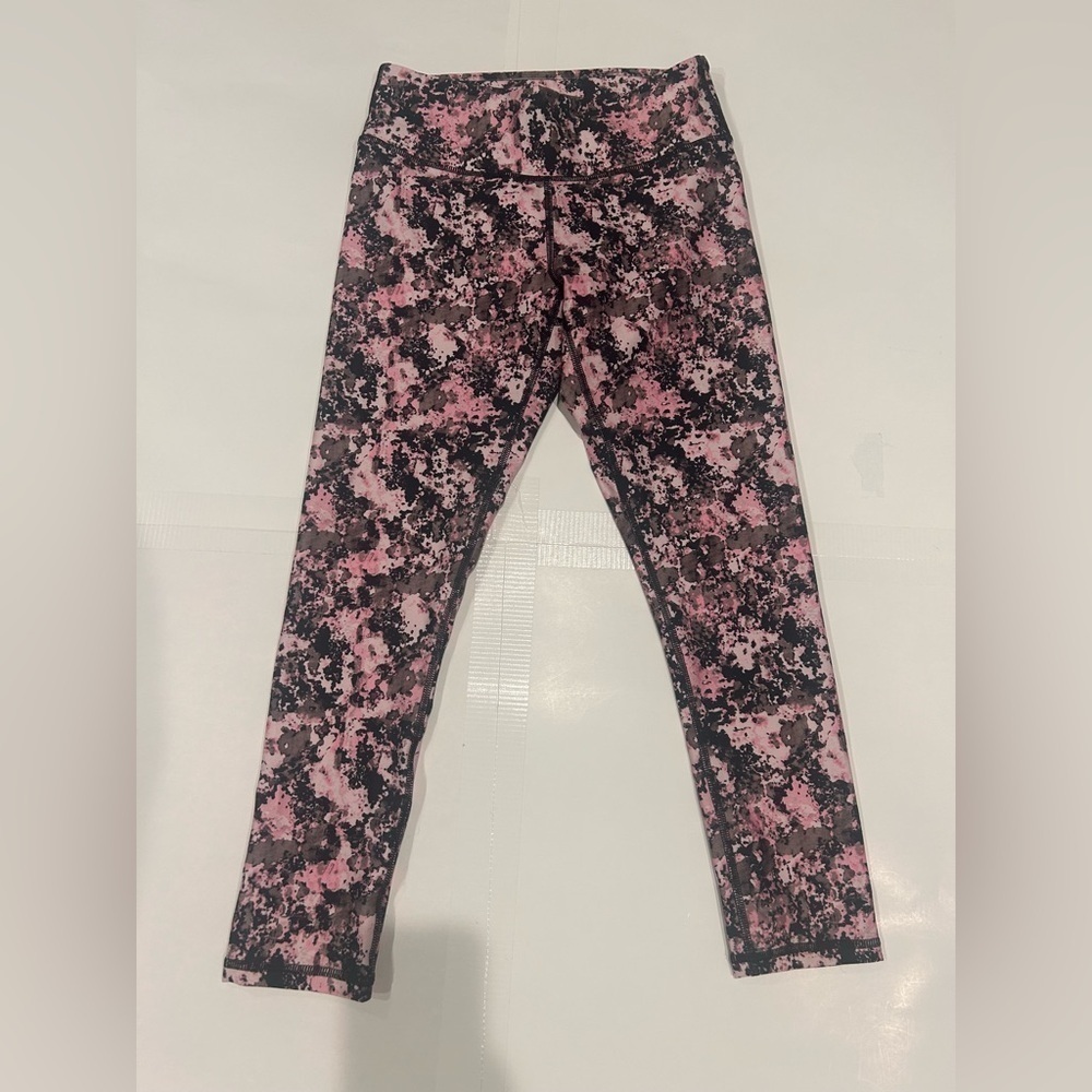 Fabletics Powerlex Salar Capri Cropped Leggings Women’s XS Printed Yoga Running